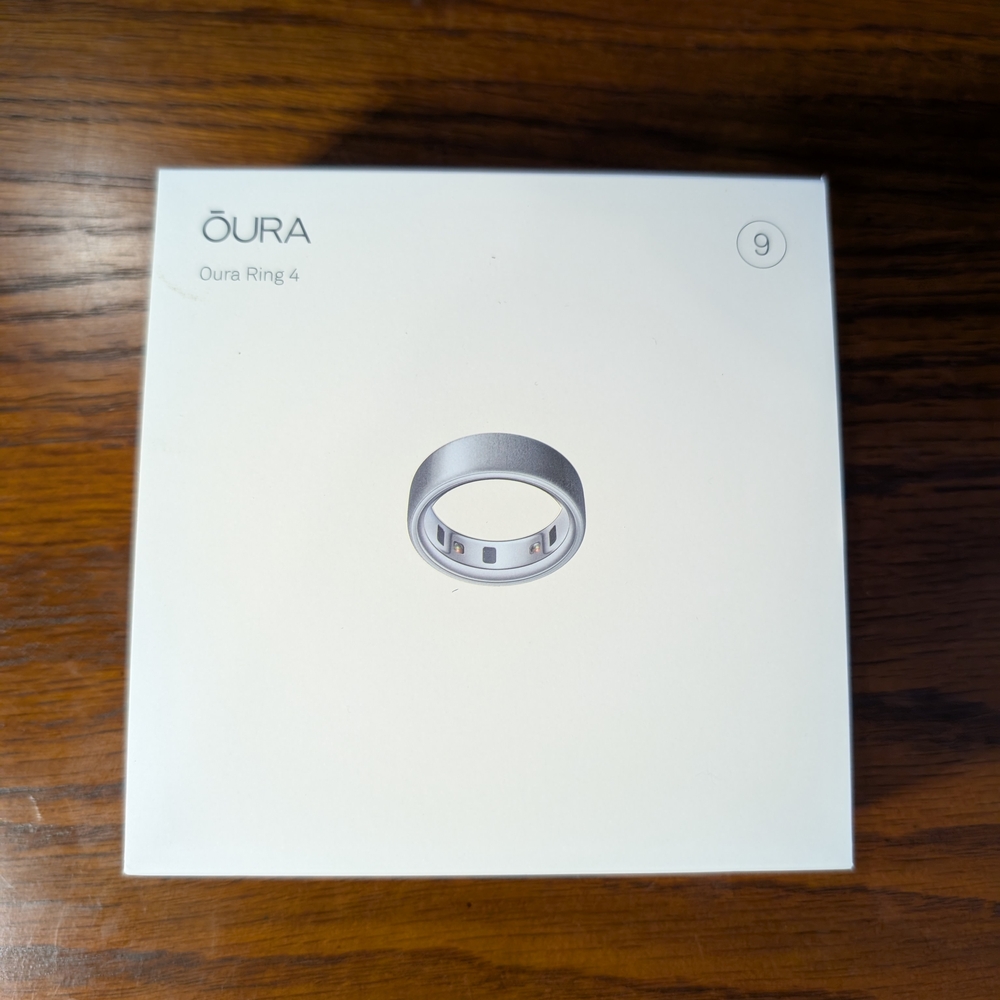 Oura Ring 4, Size 9 in Brushed Silver